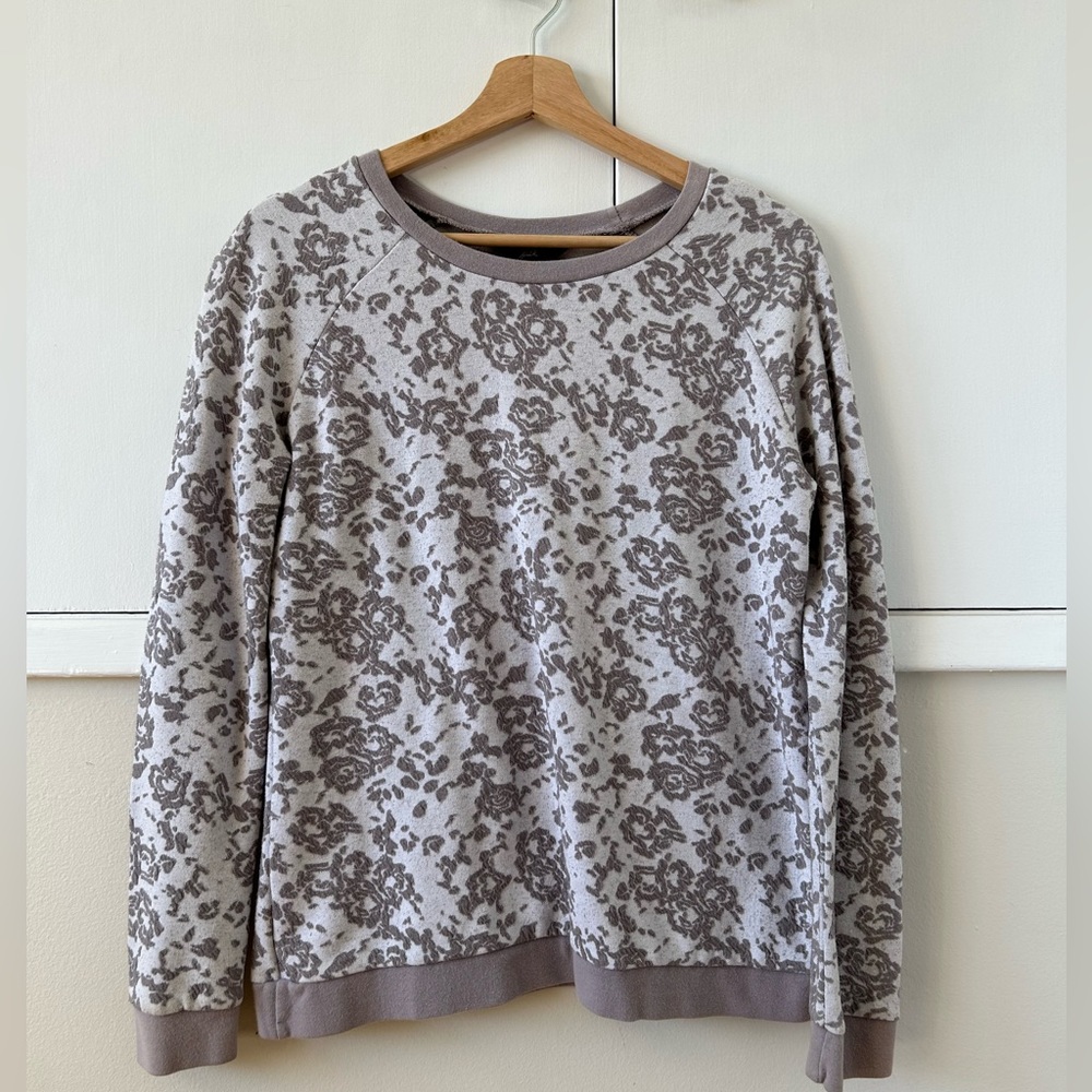Retro floral sweatshirt